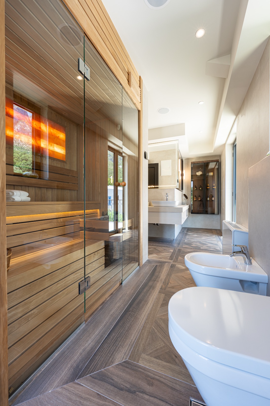 Exklusive Designervilla mit Panoramablick auf die Adria und Sveti Stefan