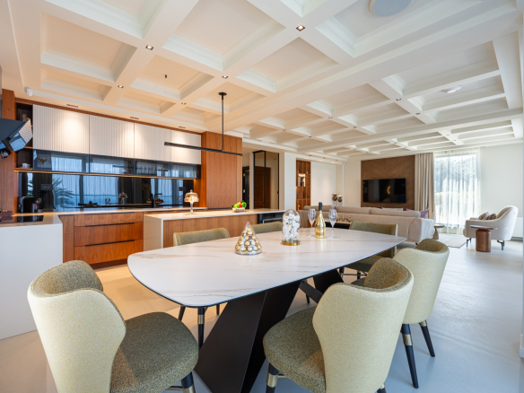 Exklusive Designervilla mit Panoramablick auf die Adria und Sveti Stefan